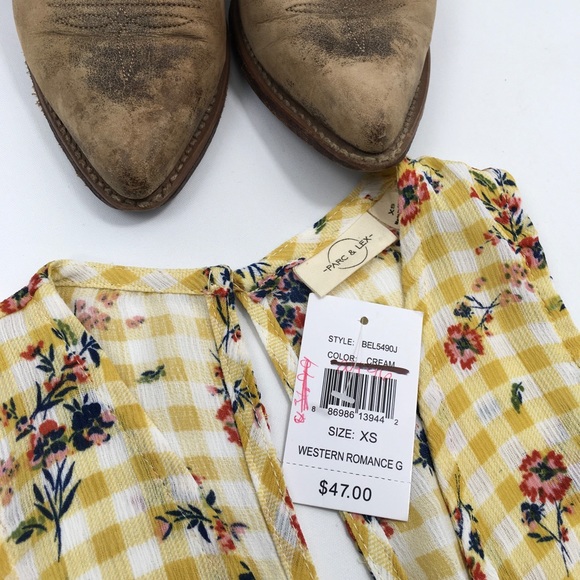 Parc & Lex | Yellow Shorts Romper Floral Gingham - Picture 3 of 7